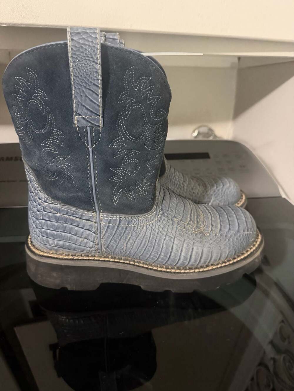 Ariat Fatbaby Western Boots Size 8B Blue Croc Embossed Leather